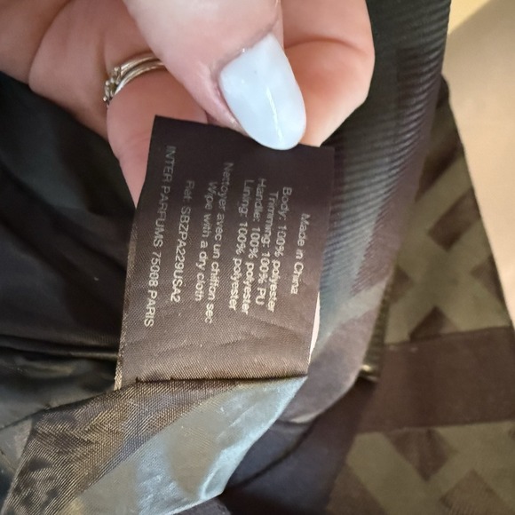 Burberry Fragrances Large Black Gray Checkered Duffle Overnight Weekend Bag Tote - Picture 13 of 13